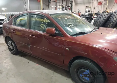 2008 Mazda Mazda3 I Sport z USA, uszkodzony, nr VIN JM1BK12F781101164